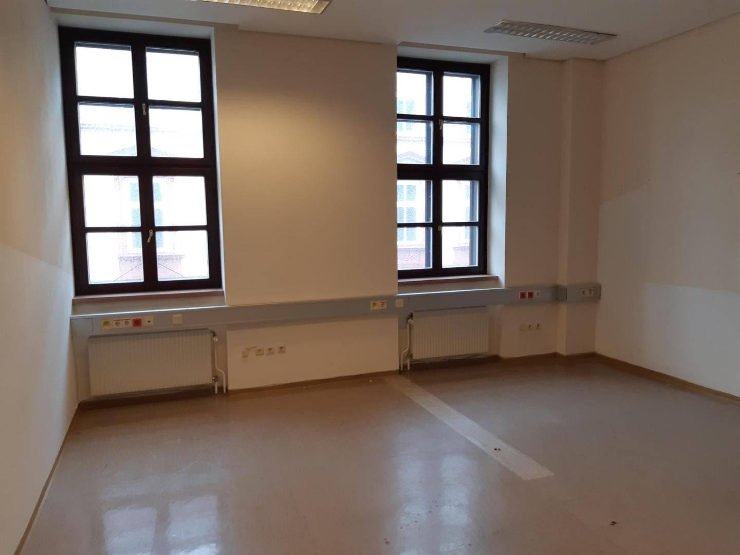Büro im Postgebäude - Mehr