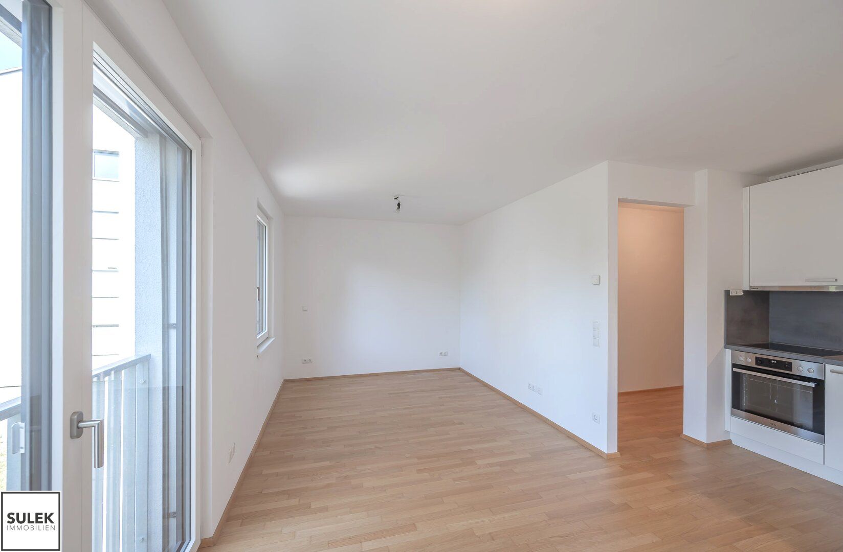 * Nähe Kagran / Donauzentrum: moderne Garçonnière zu mieten * befristet * ab sofort*