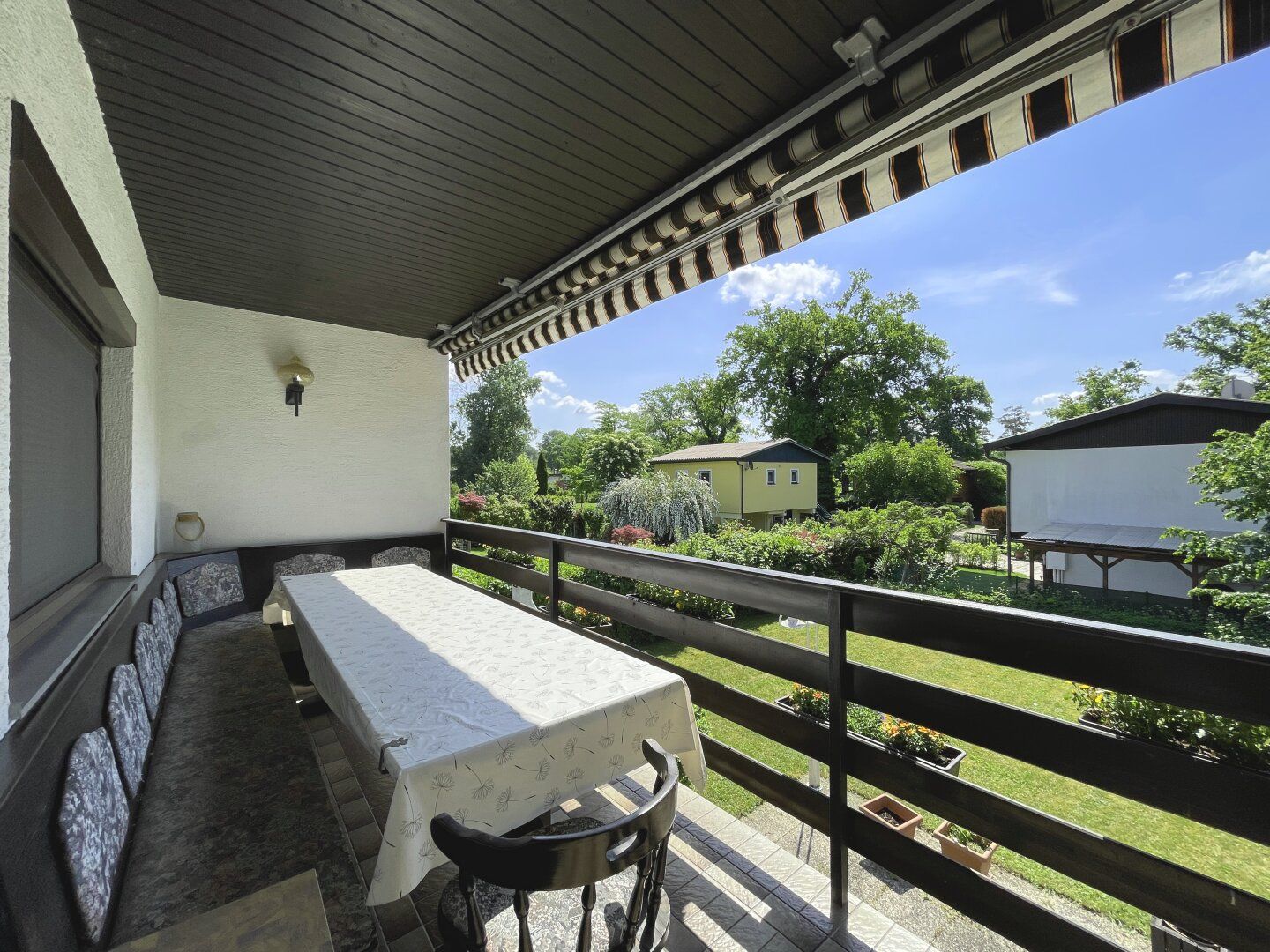 Idyllisches Ferienhaus mit Urlaubsflair - mit großem Garten & Seenähe