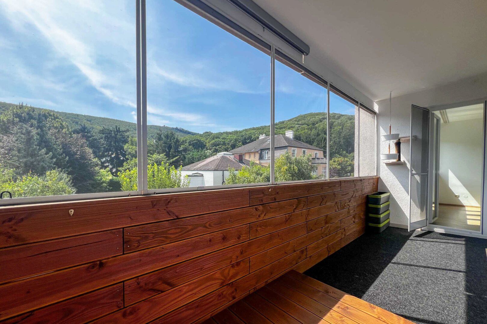 Südseitige 2 Zimmer-Wohnung mit Loggia innerhalb VOR Kernzone