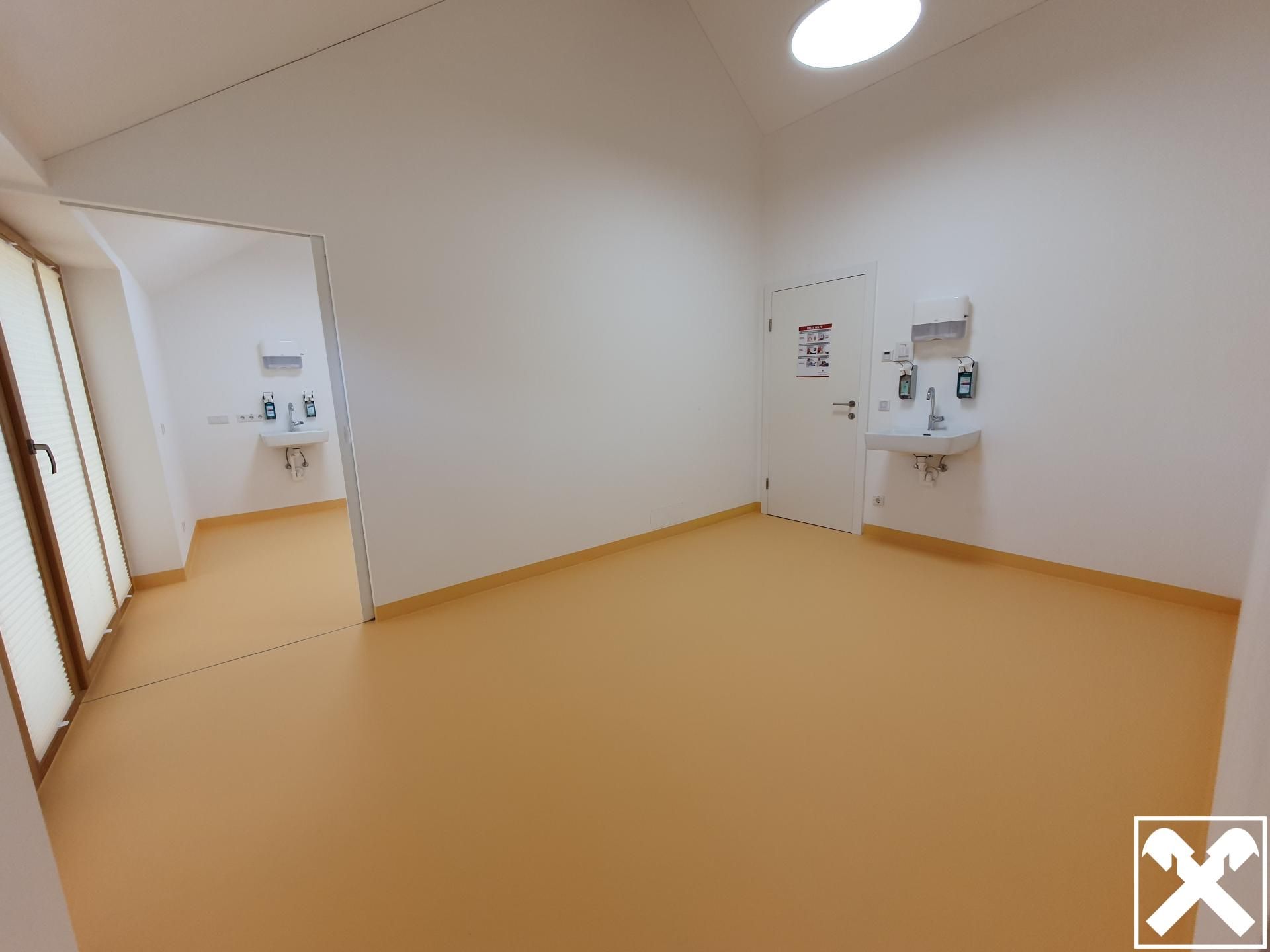 Raum 1 Praxis/Behandlungsraum/Büro 4073 Wilhering - Reith - Ansicht 2