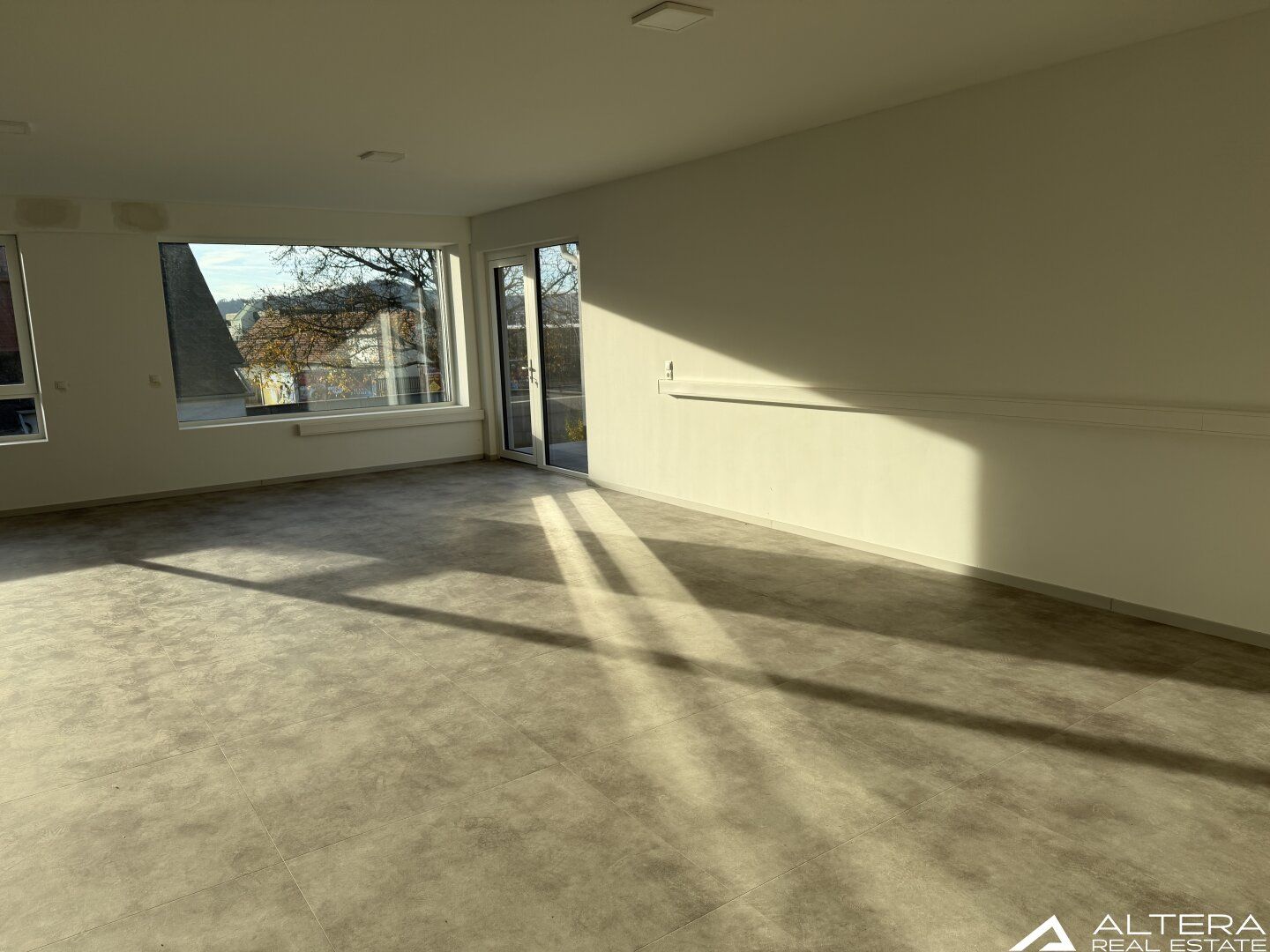 Moderne Büroflächen von ca. 52 m² bis 187 m² mit Lageroption - Erstbezug nach Sanierung in Toplage von Graz! - Mehr