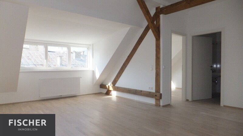 Schöne Dachgeschoßwohnung in der Villacher Innenstadt !!