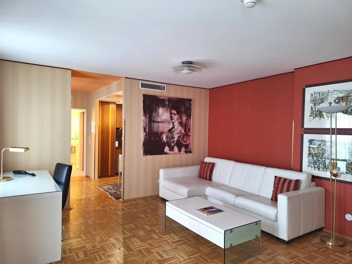 CITY - Apartments - Living / Apartment 601
