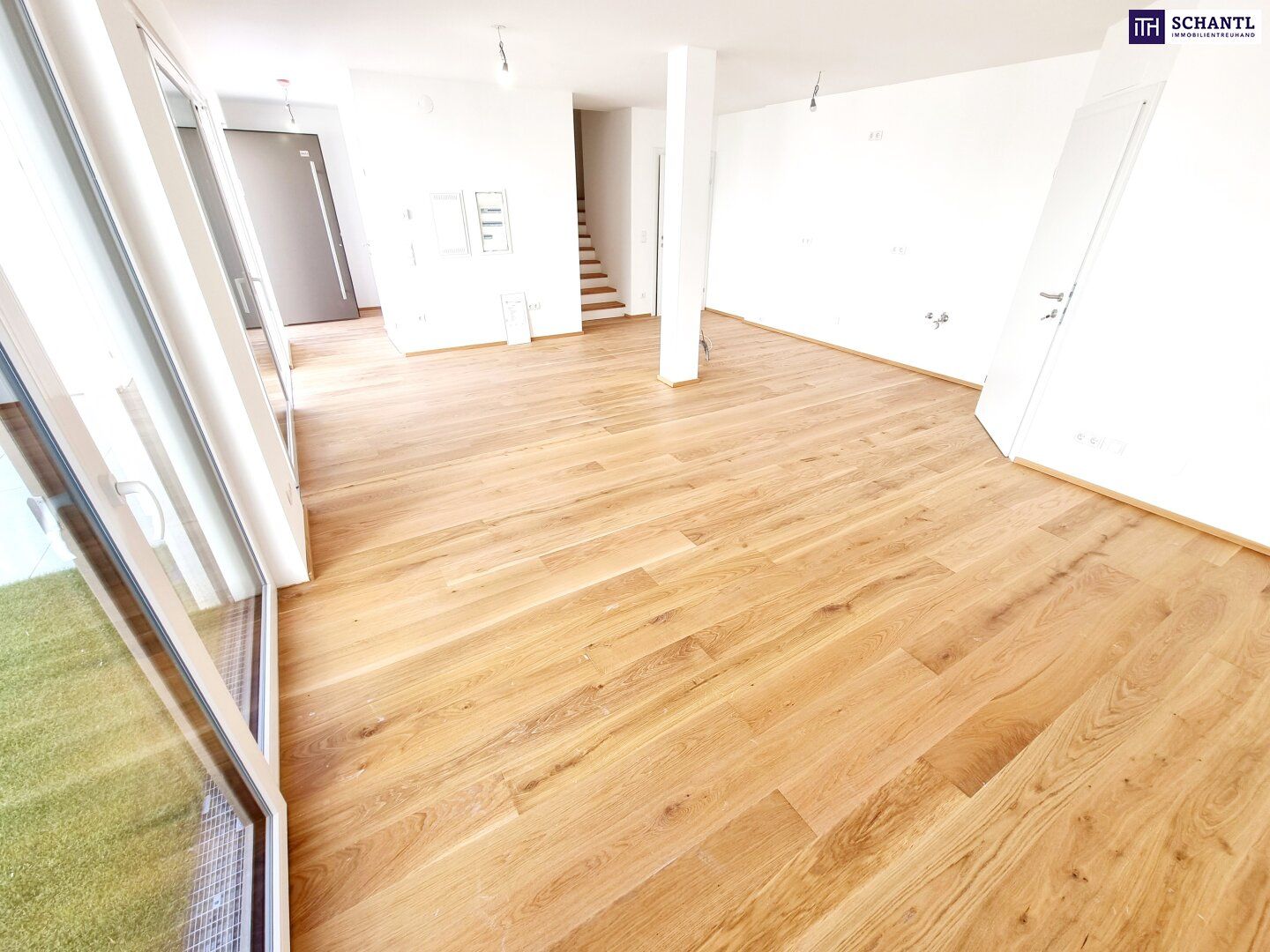 Frühlingsaktion! Ihre Suche hat ein Ende.... WOW - Cooles Townhouse mit Garten! 3 Zimmer + Ideale Raumaufteilung + Erdwärme + Absolute Ruhelage + Tiefgarage! Nachhaltig und zukunftssicher investiert!