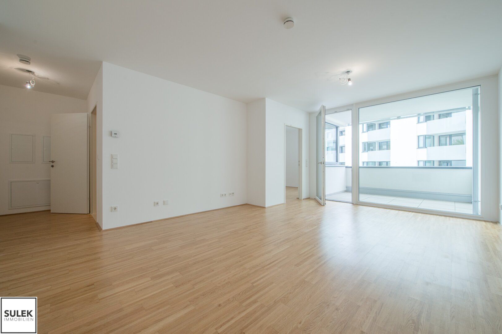 Gut aufgeteilte 2-Zimmer Neubauwohnung mit Loggia // nähe U4 & U6 // ab November verfügbar!