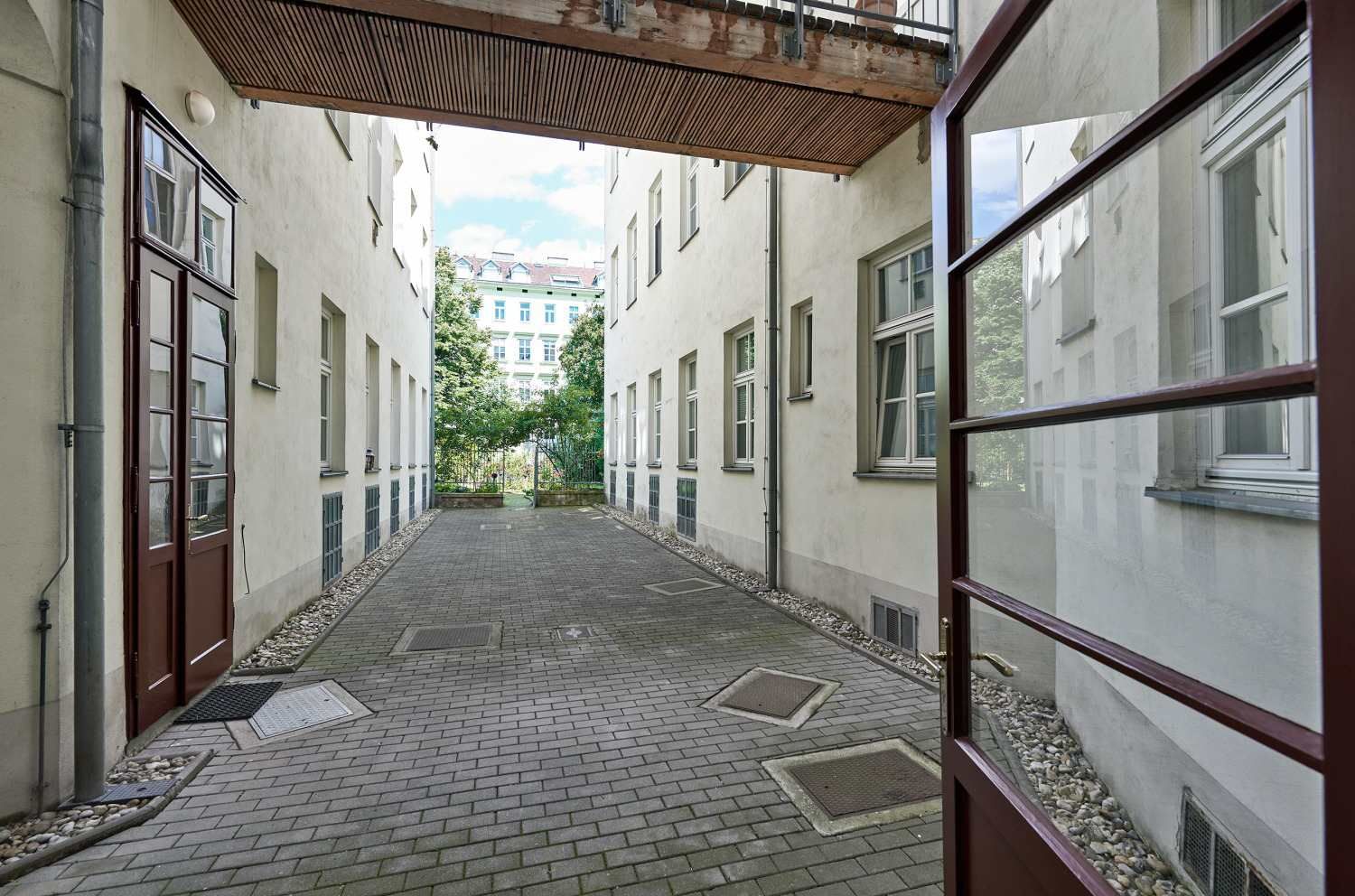 Modern Living mit Hofblick 2-Zimmer-Eigentum mit Blick in den Innenhof