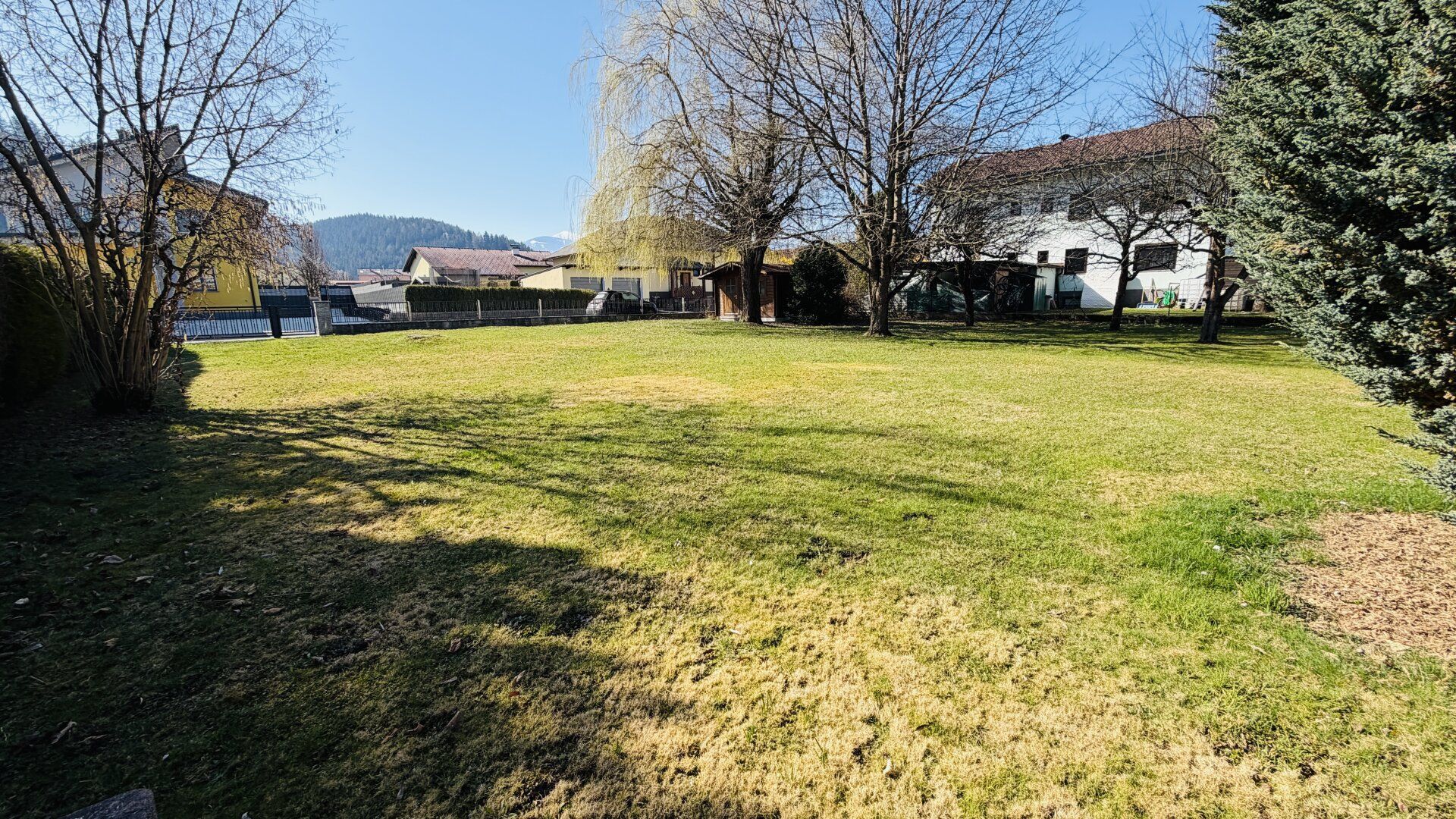 Großlobming: Sonniges Baugrundstück in ruhiger Siedlungslage mit vielen Möglichkeiten - Mehr