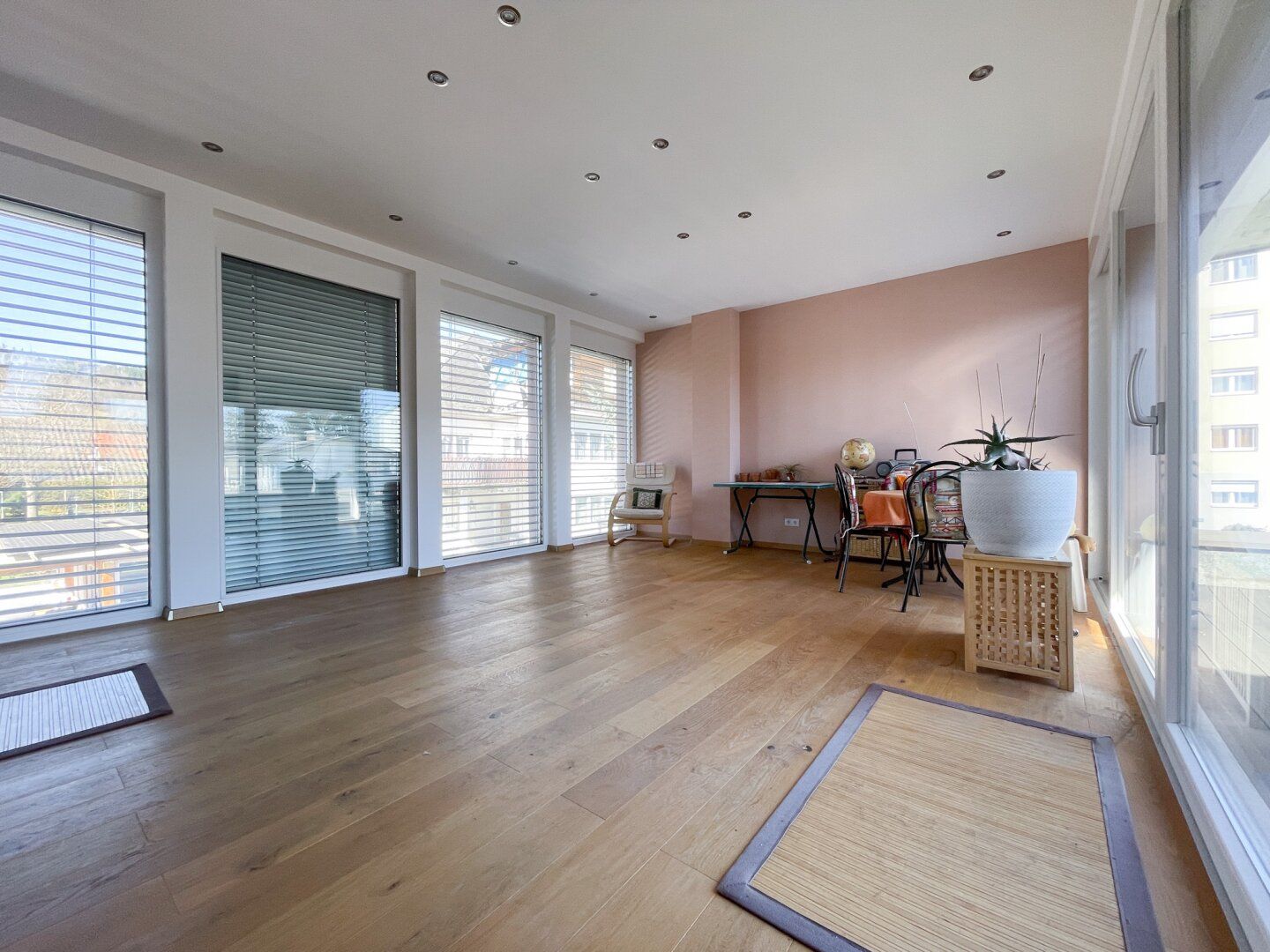 Charmantes Familienhaus mit großzügigem Platzangebot und sonniger Atmosphäre!
