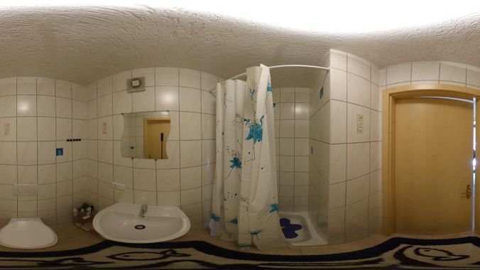 4 Du +WC EG