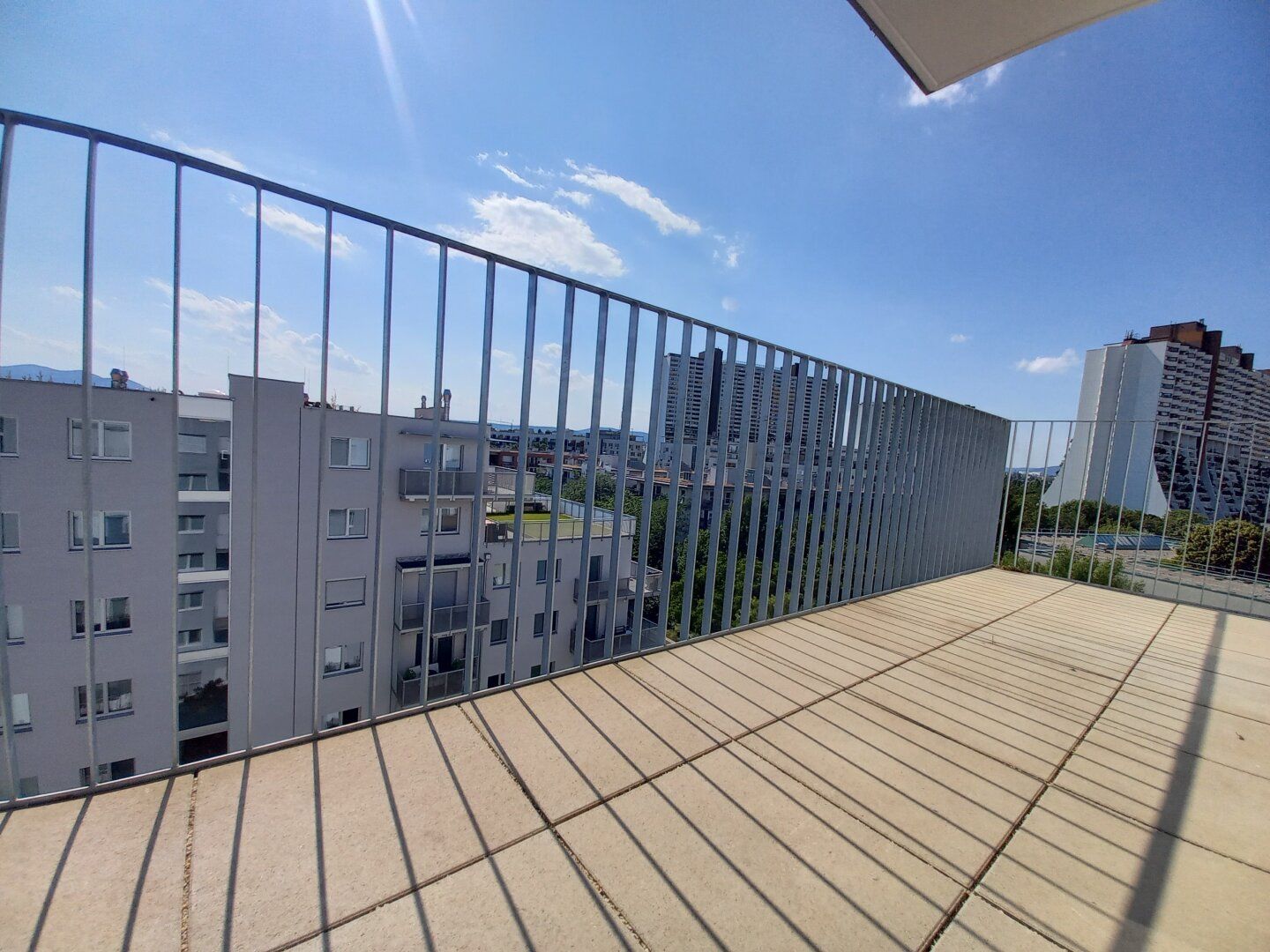 ## MODERNE 3 ZIMMER mit Wohnküche in der Rösslergasse - TOP 51 ##