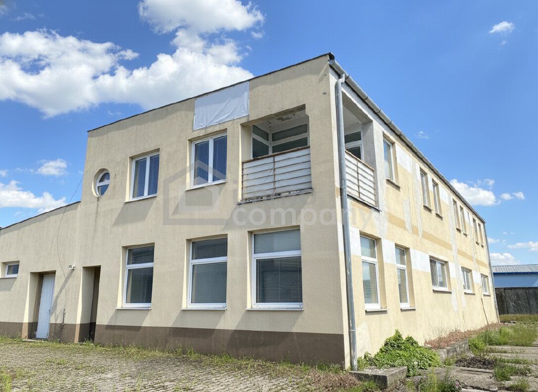 Attraktives Betriebsobjekt in unmittelbarer Nähe von Bratislava - komplett renoviert, hell und vielseitig nutzbar