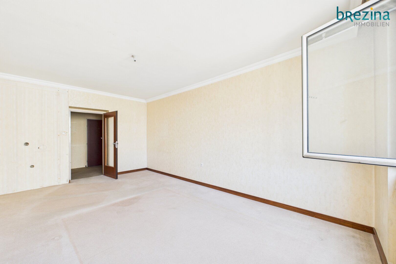 Sanierungsbedürftige 2-Zimmer-Wohnung in 1200 Wien - Ideal für WG und kreative Gestaltung!