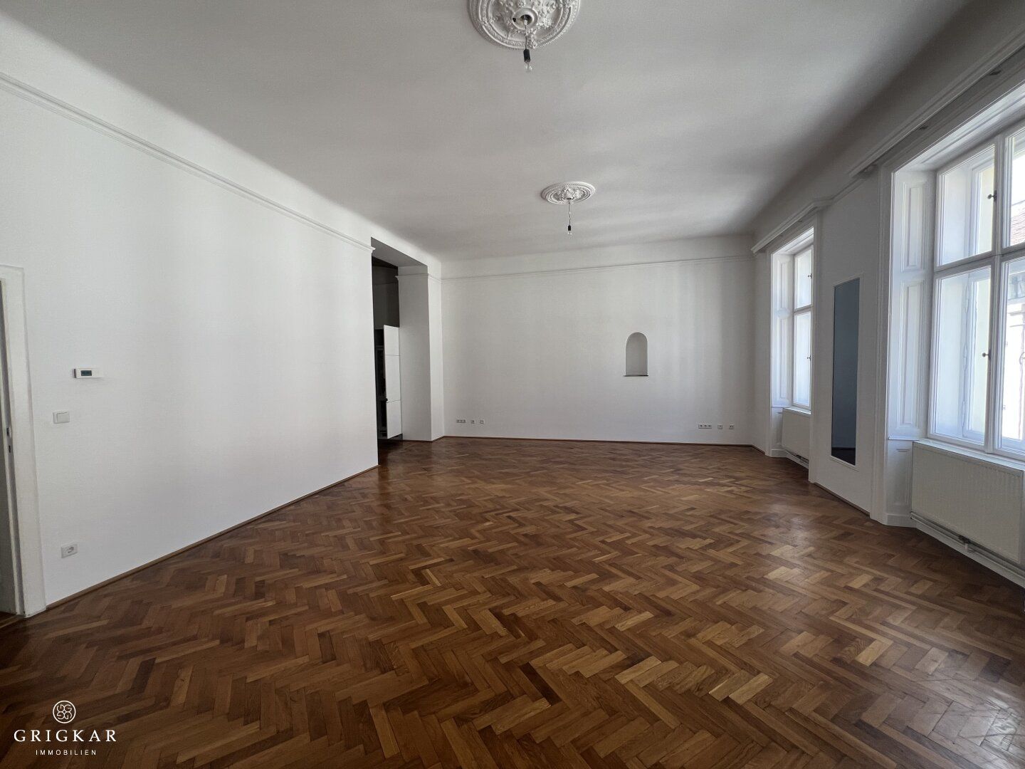 Wunderschöne Altbauwohnung hinter der Votivkirche unbefristet zu vermieten