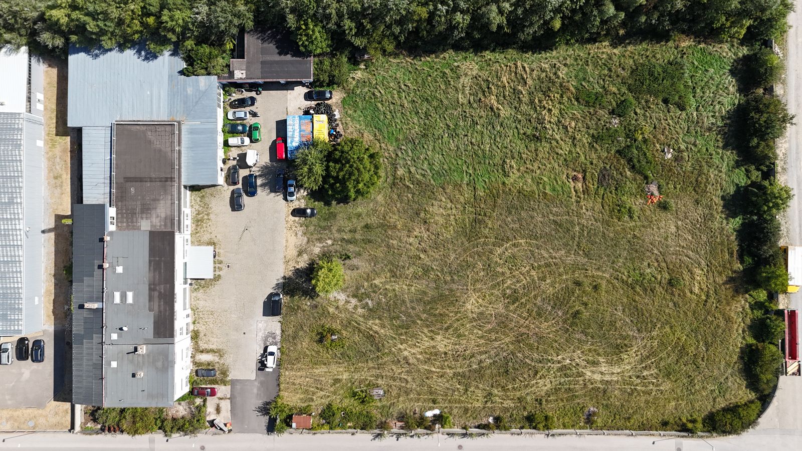 Betriebsliegenschaft mit rund 10.000 m² Entwicklungsfläche zum Kauf Trattnerring 21 Austria