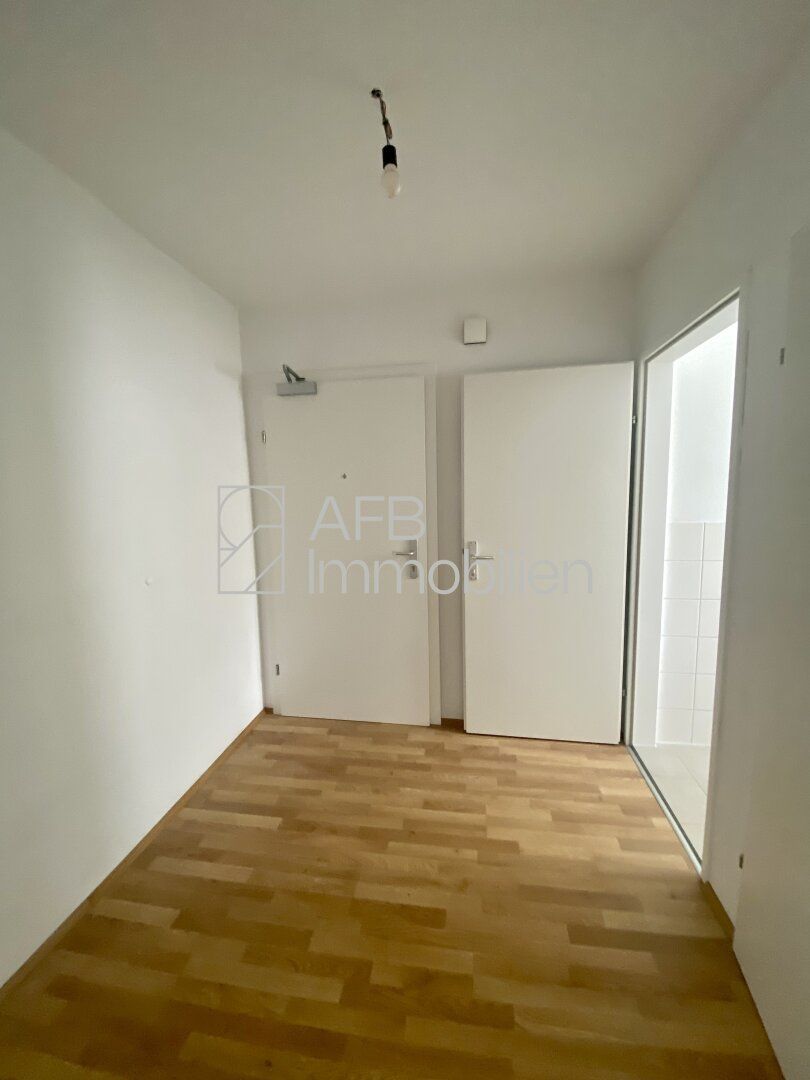 Sehr günstige 3-Zimmer-Genossenschaftswohnung Nähe Gürtelturmplatz - Pogled 2