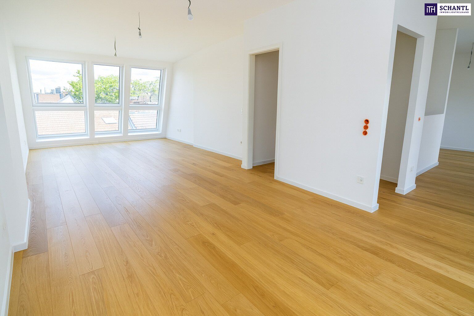 Exklusives Familienparadies über den Dächern - Stilvolle 4-Zimmer-Dachgeschosswohnung mit zwei Terrassen + moderner Luftwärmepumpe + Klimaanlage