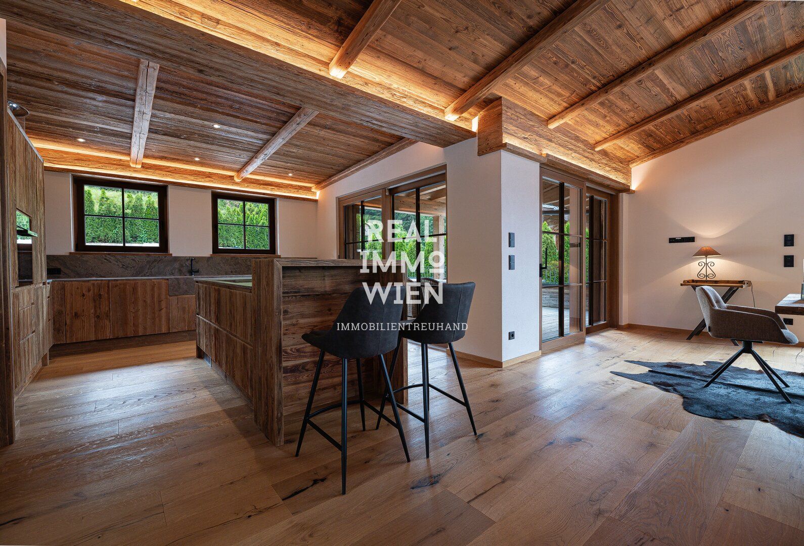 Exklusives Chalet in St. Johann: Luxus, Komfort und Erstbezug!