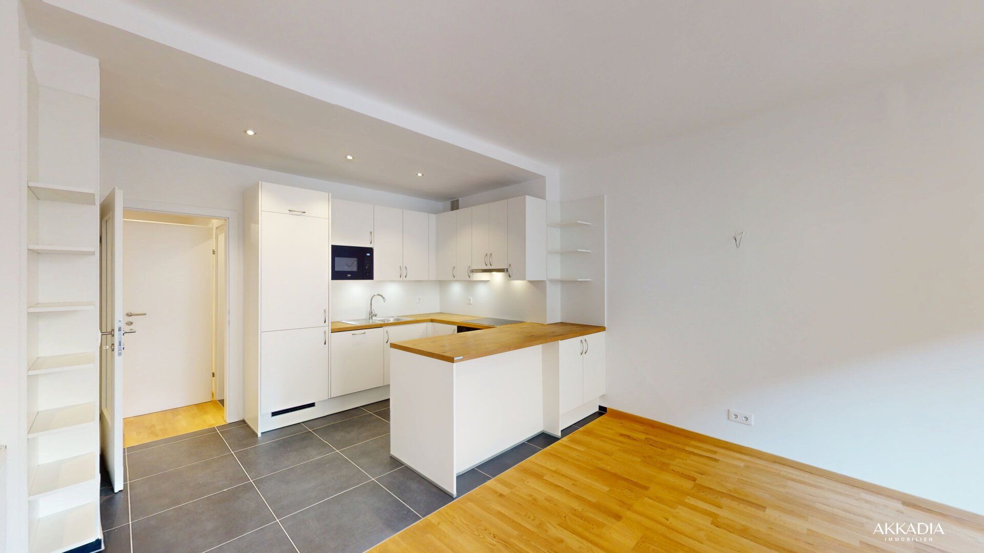 Komplett sanierte 4-Zimmer-Wohnung in Toplage - Erstbezug [A\\]