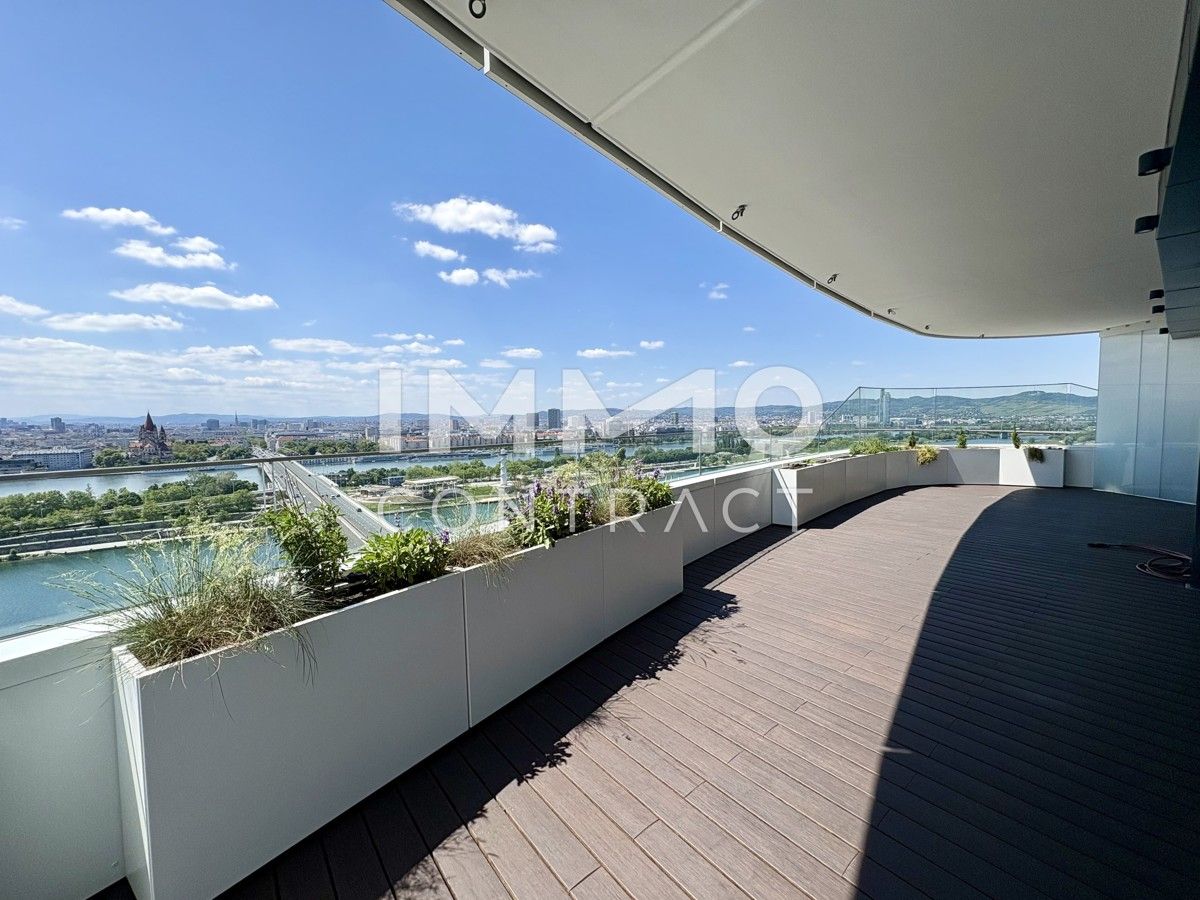 Atemberaubendes Apartment mit großzügigem Balkon, ganz Wien im Blick (Gym, Pool, Sauna, Doorman uvm)
