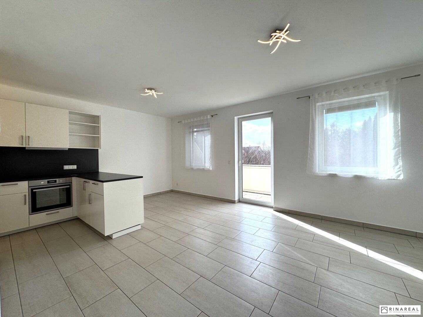 Schöne 2 Zimmer Balkonwohnung | ca. 65 m² Wohnfläche | Sportplatzgasse | Eggendorf