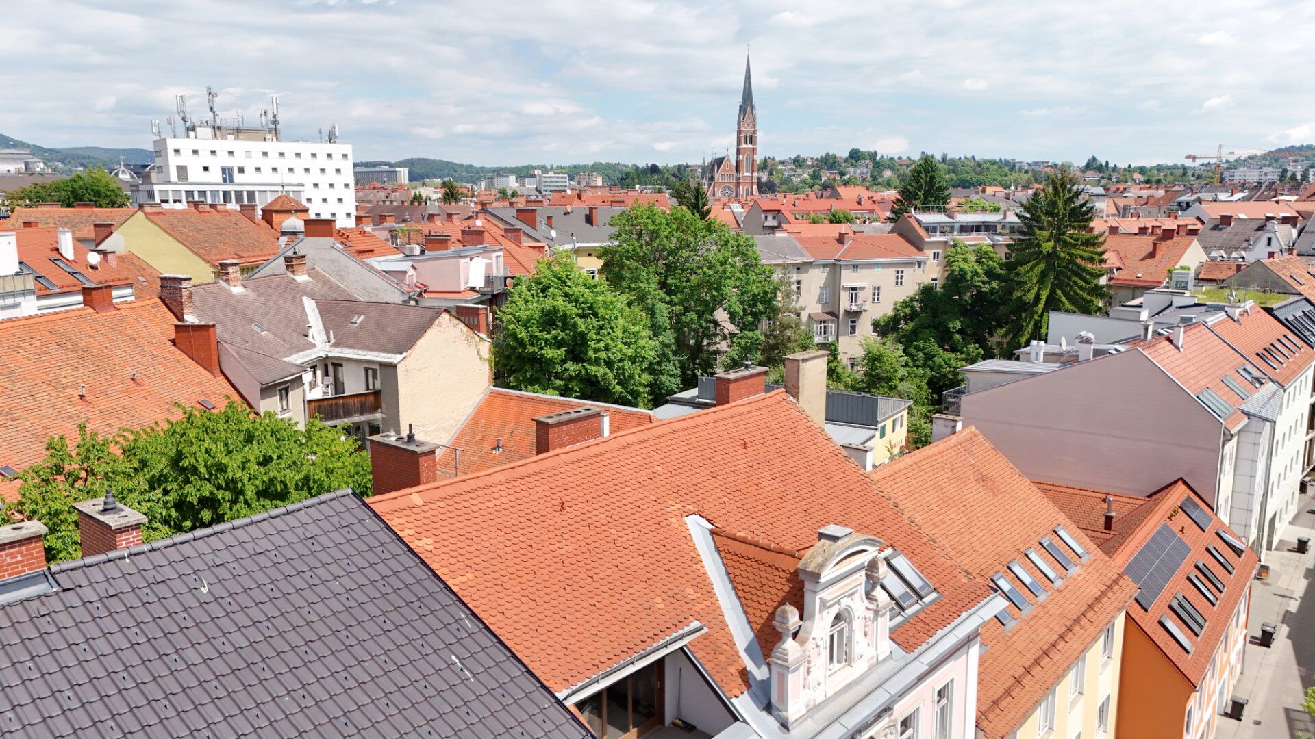 CLOUD 9 - Stadtblick² - Dachgeschoss-Maisonette mit Herz-Jesu-Blick und Klimaanlage!