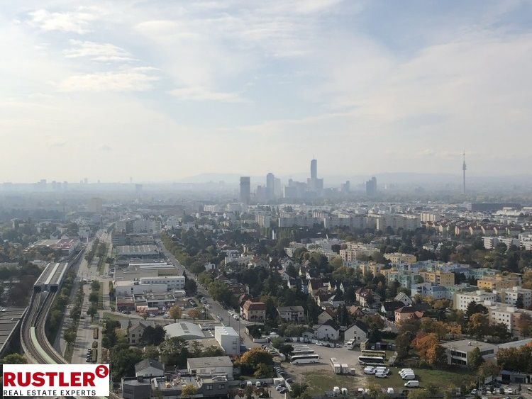 Atemberaubend -> Möblierte 4-Zimmer Wohnung mit traumhaftem Ausblick