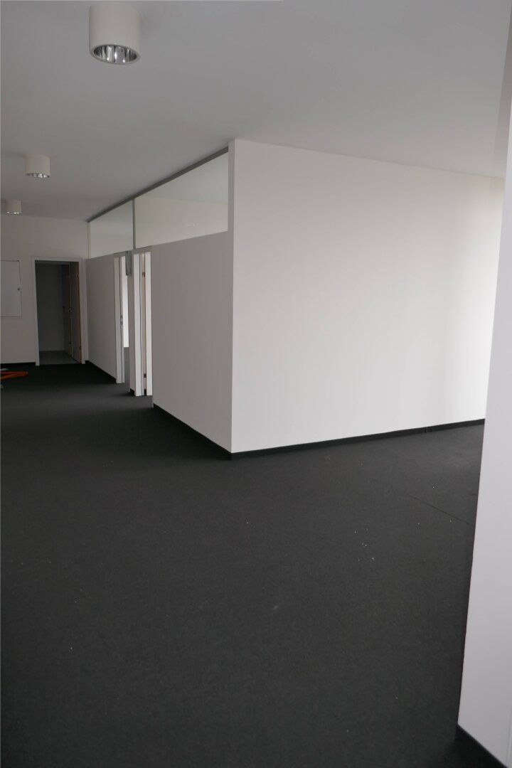 Geschäfts-/Praxisfläche in bester Lage - Ansicht 3