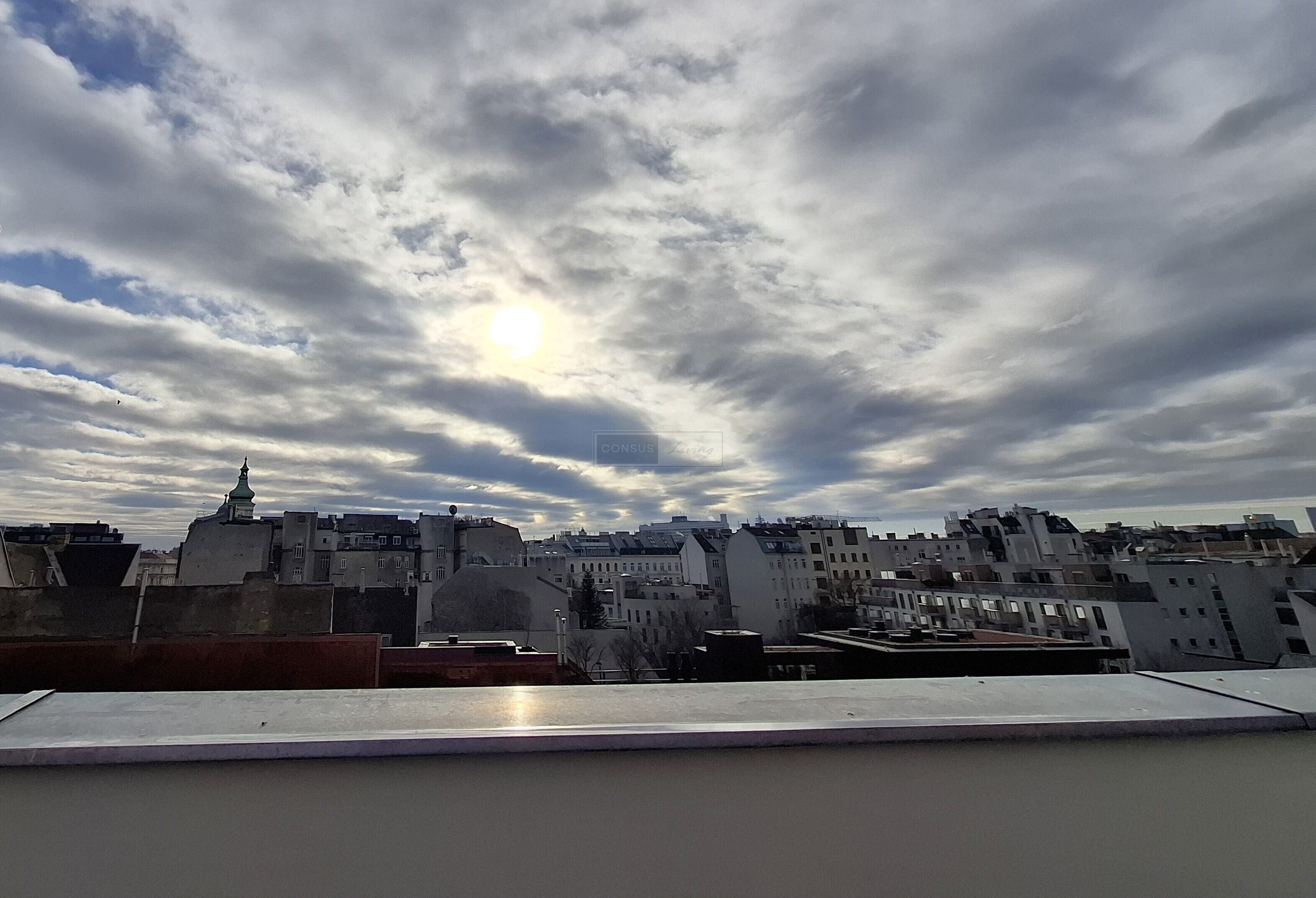 Erstbezug: 2-Zimmer-Dachgeschoss-Maisonette mit Fernblick !
