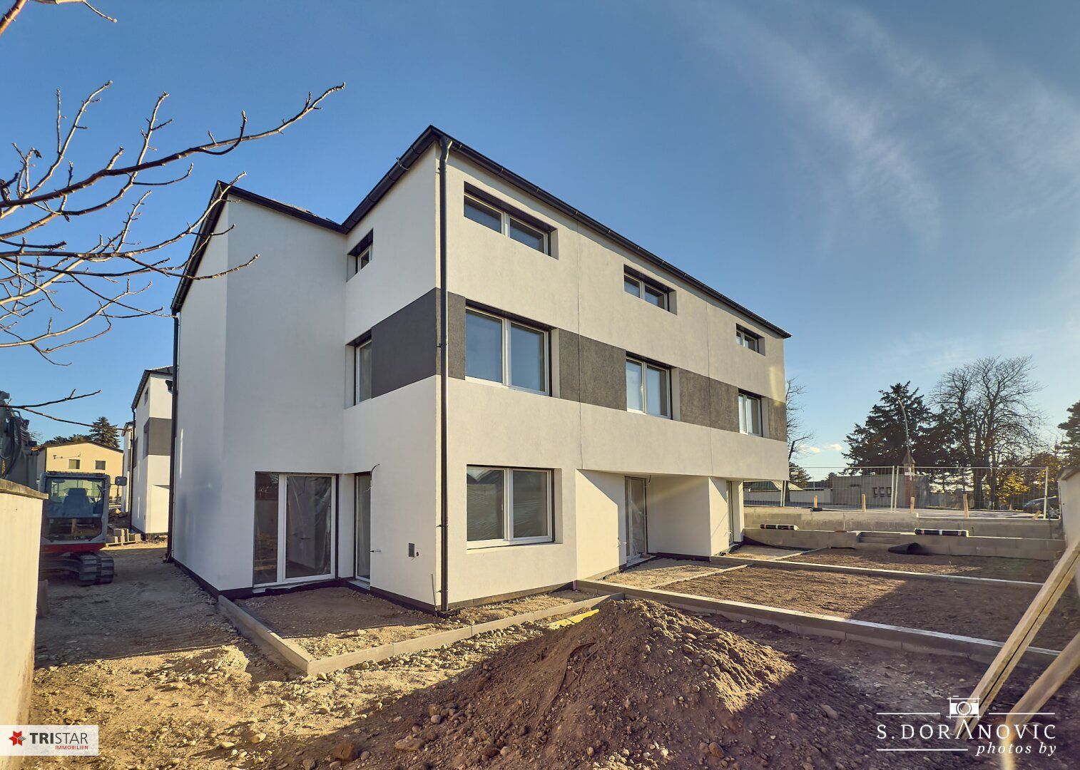 NEU! ++ KEIN BAURECHT, KEINE PACHT ++ ZIEGELMASSIV ++ BEZUGSFERTIG ++ 12 REIHENHÄUSER & 2 EINZELHÄUSER ++ 2 PKW-STELLPLÄTZE PRO HAUS ++ GARTEN & TERRASSE ++ SCHLÜSSELFERTIG ++ FISCHAMEND ++