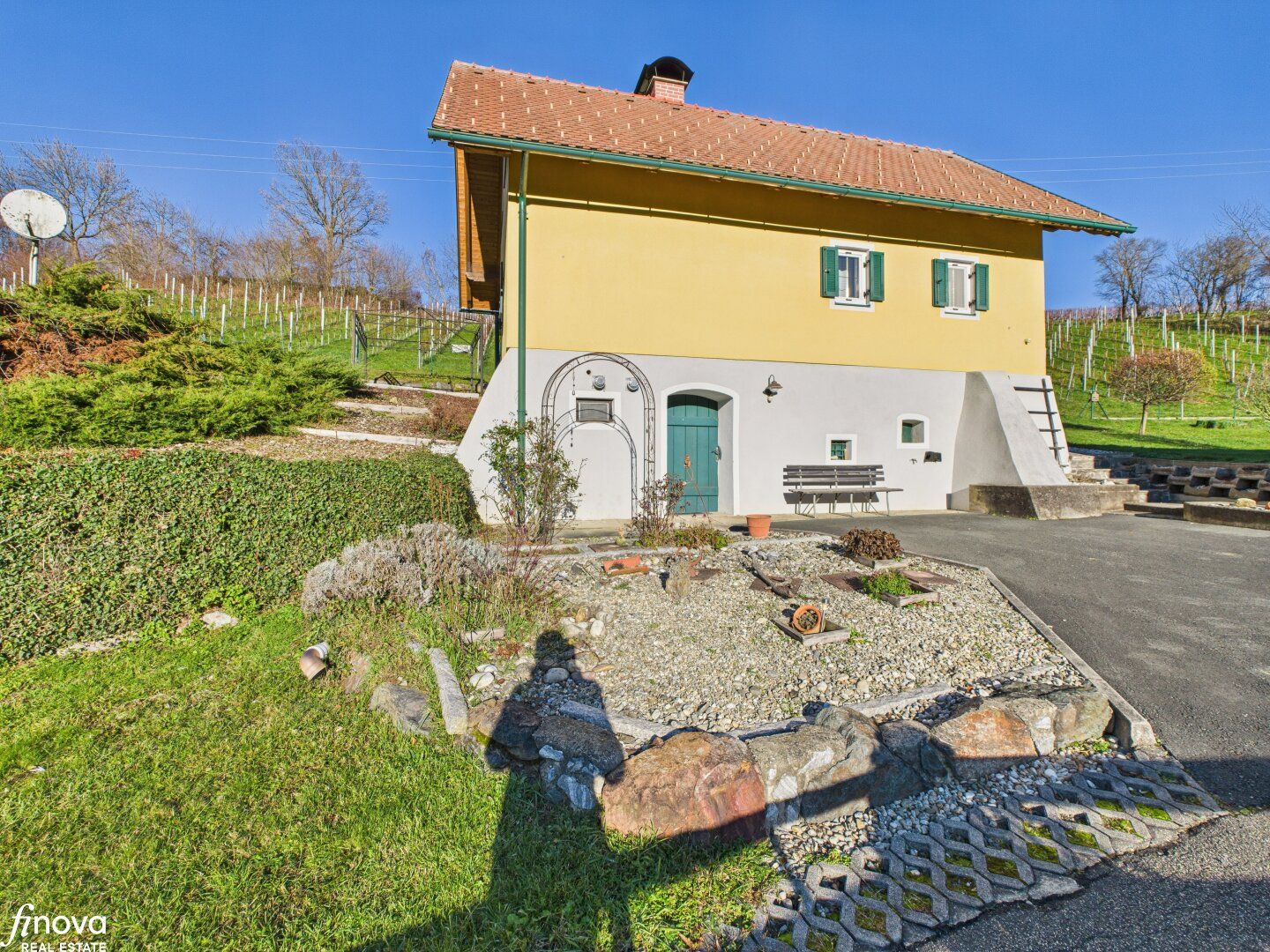 Malerisches Wohnhaus in absoluter Alleinlage - Ihr Rückzugsort inmitten der Südsteirischen Weinberge (Grubtal/Gamlitz) - Vista 5