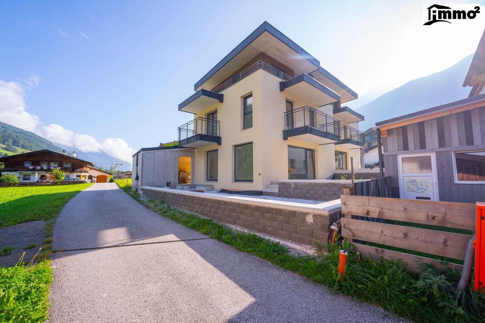 Modernes Doppelhaus im Stubaital