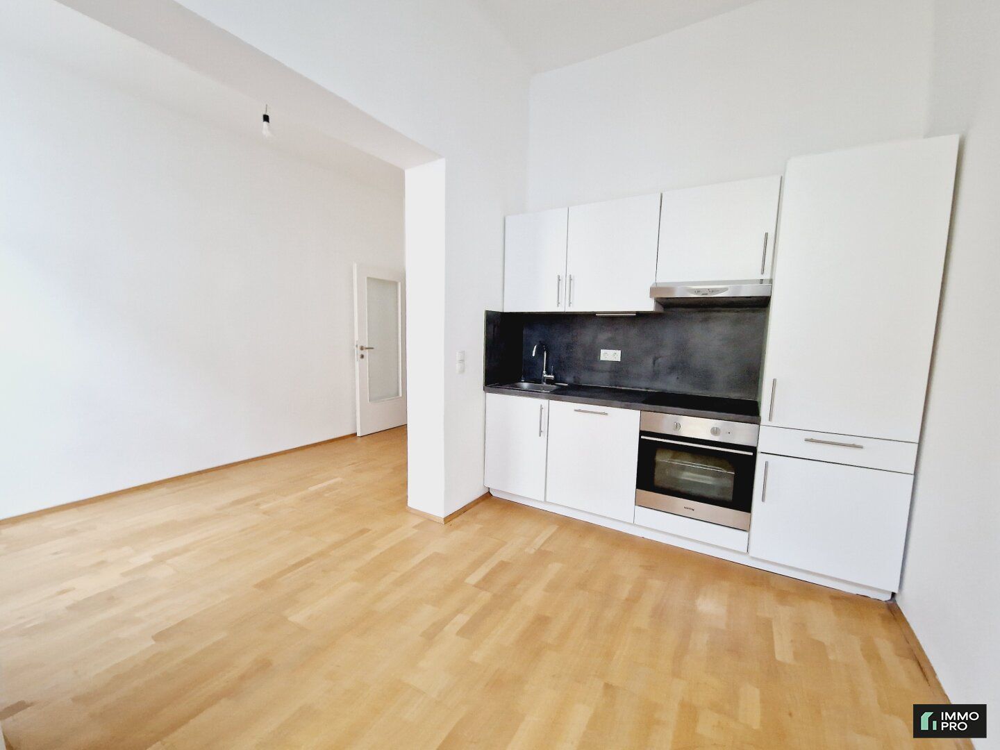 Schöne 2-Zimmer-Wohnung mit Balkon zu vermieten! Preis inkl. Heizkosten!