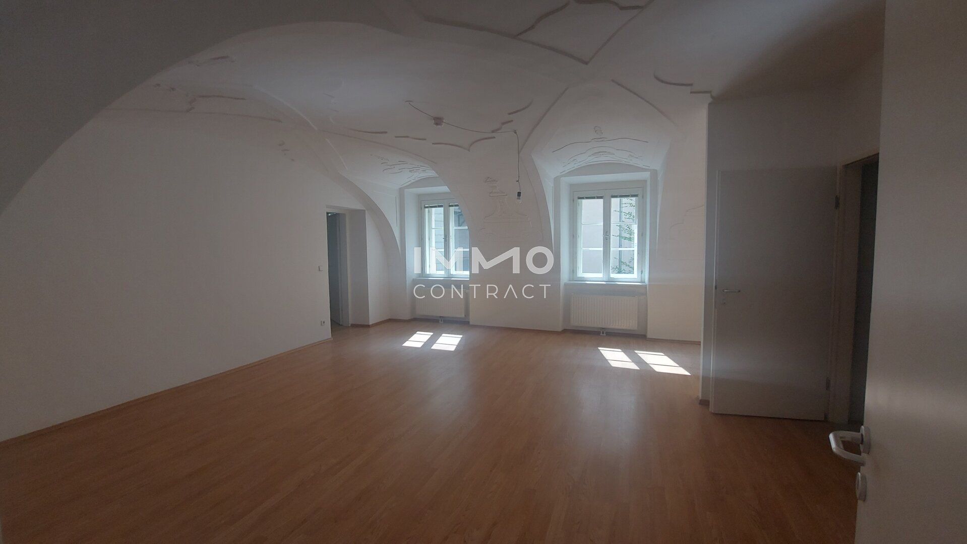 Apartament me 3 dhoma, 92 m²