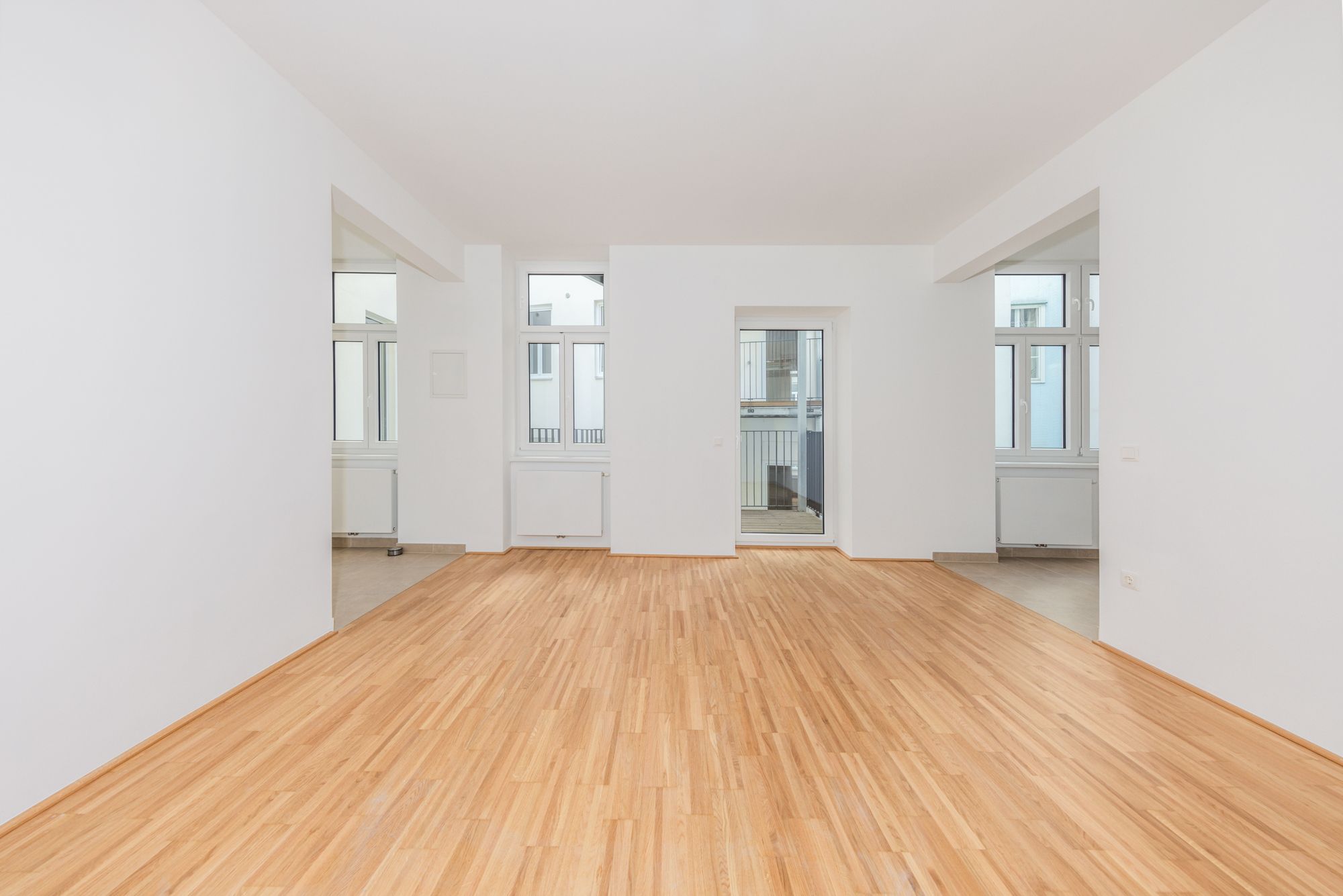 Top sanierte Wohnung mit Balkon
