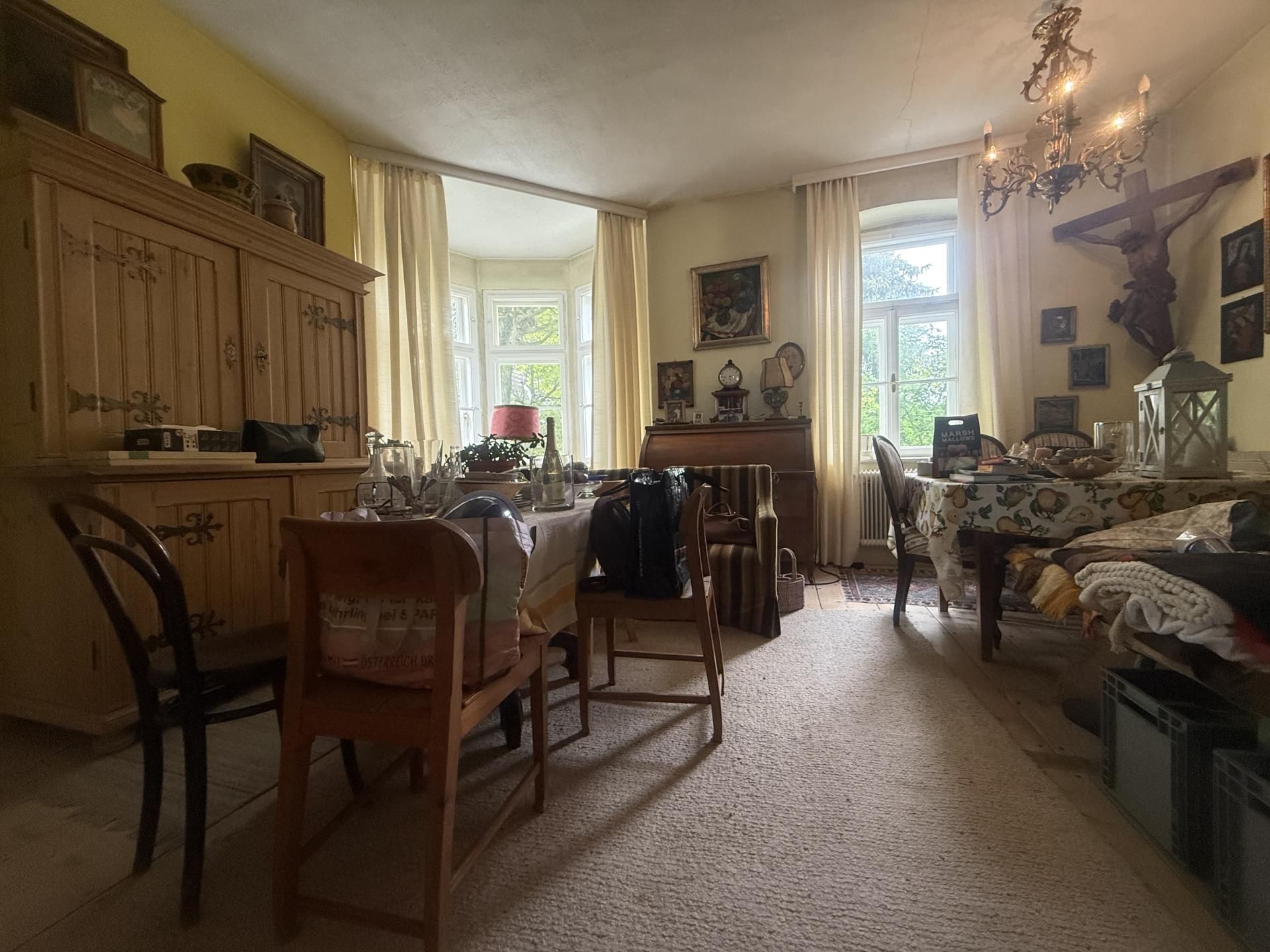 Renovierungsbedürftiger Wohntraum in stilvoller Villa - Pamja 3