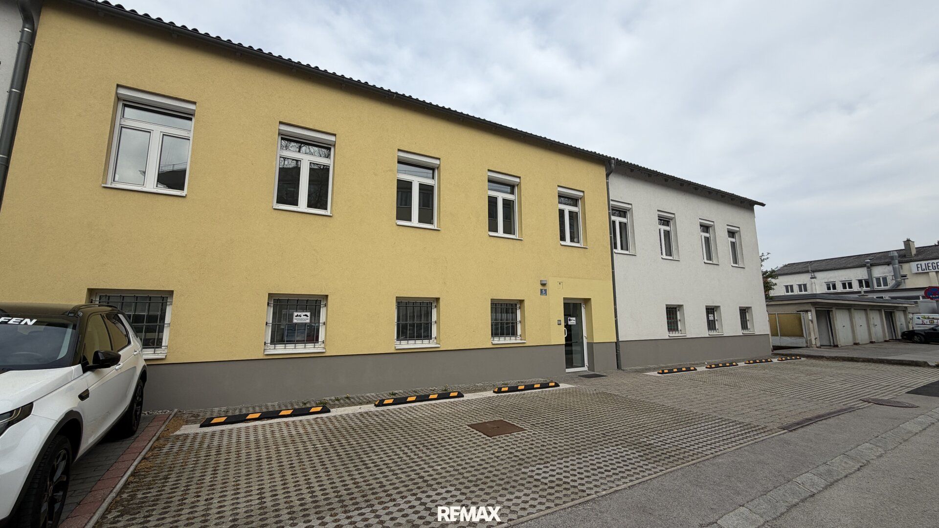 Büro nahe Regierungsviertel inkl. 10 Parkplätzen - Ansicht 4