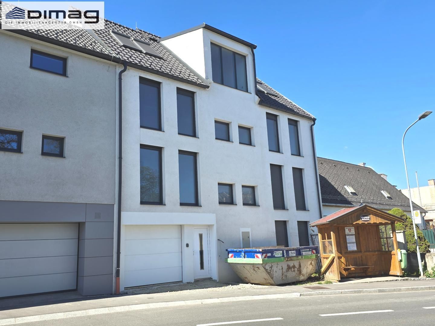 Moderner Neubau mit 6 sonnigen Wohnungen und großzügigen Freiflächen in Klosterneuburg - Ansicht 2