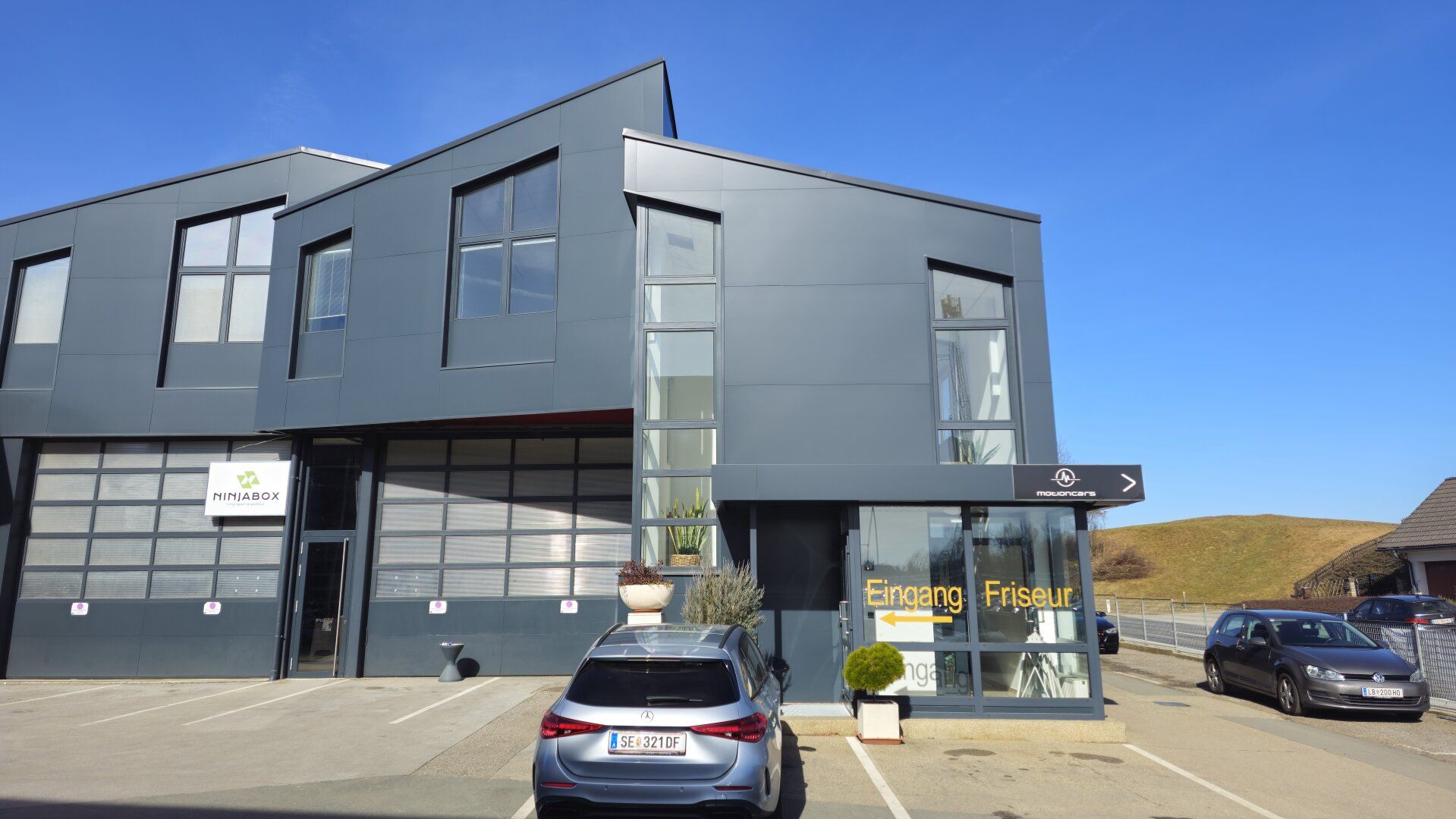 MIETE: 56m² / 118m² oder 190m² große und neu renovierte Büros mit Klimaanlage, Parkplätze! Nähe Laßnitzhöhe b. Graz - Ansicht 3