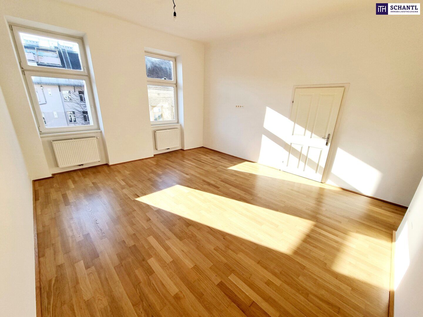 Stark reduziert - jetzt zugreifen! Hier will ich leben - Traumhaus! Frisch renovierte 2-Zimmer in TOP Lage in 1150 Wien! Beste Infrastruktur und Anbindung + Separate Küche + Altbauflair!