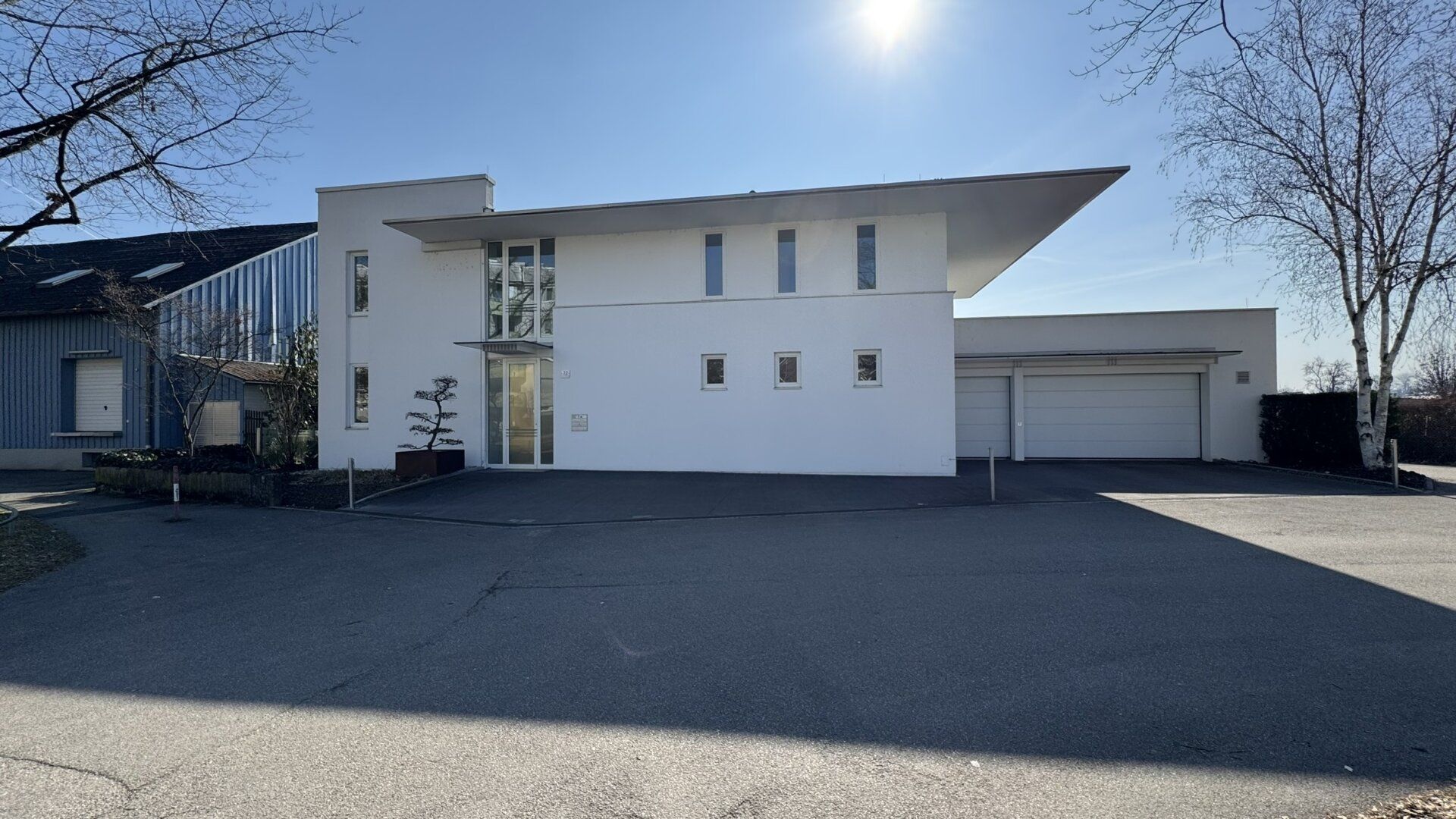 EXKLUSIVES WOHNEN ODER ARBEITEN IN BESTLAGE VON ST. MAGDALENA - ZWEIFAMILIENHAUS - KANZLEI - PRAXIS