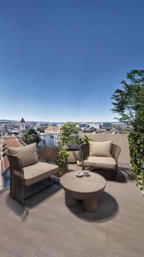 ZU HAUSE AM PULS DER STADT
