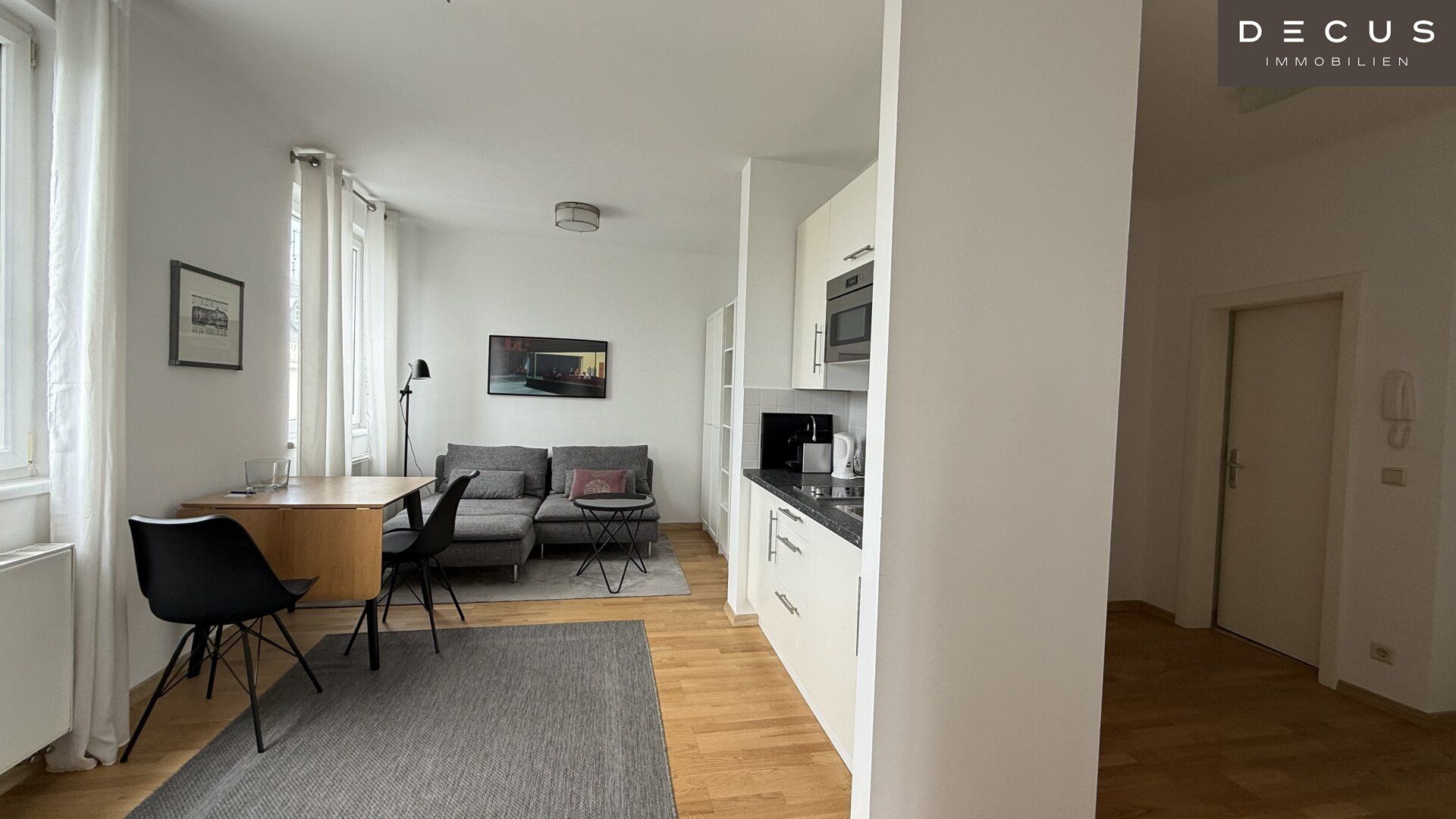 / 2 ZIMMER / UNBEFRISTETER MIETDAUER / VOLLMÖBLIERT