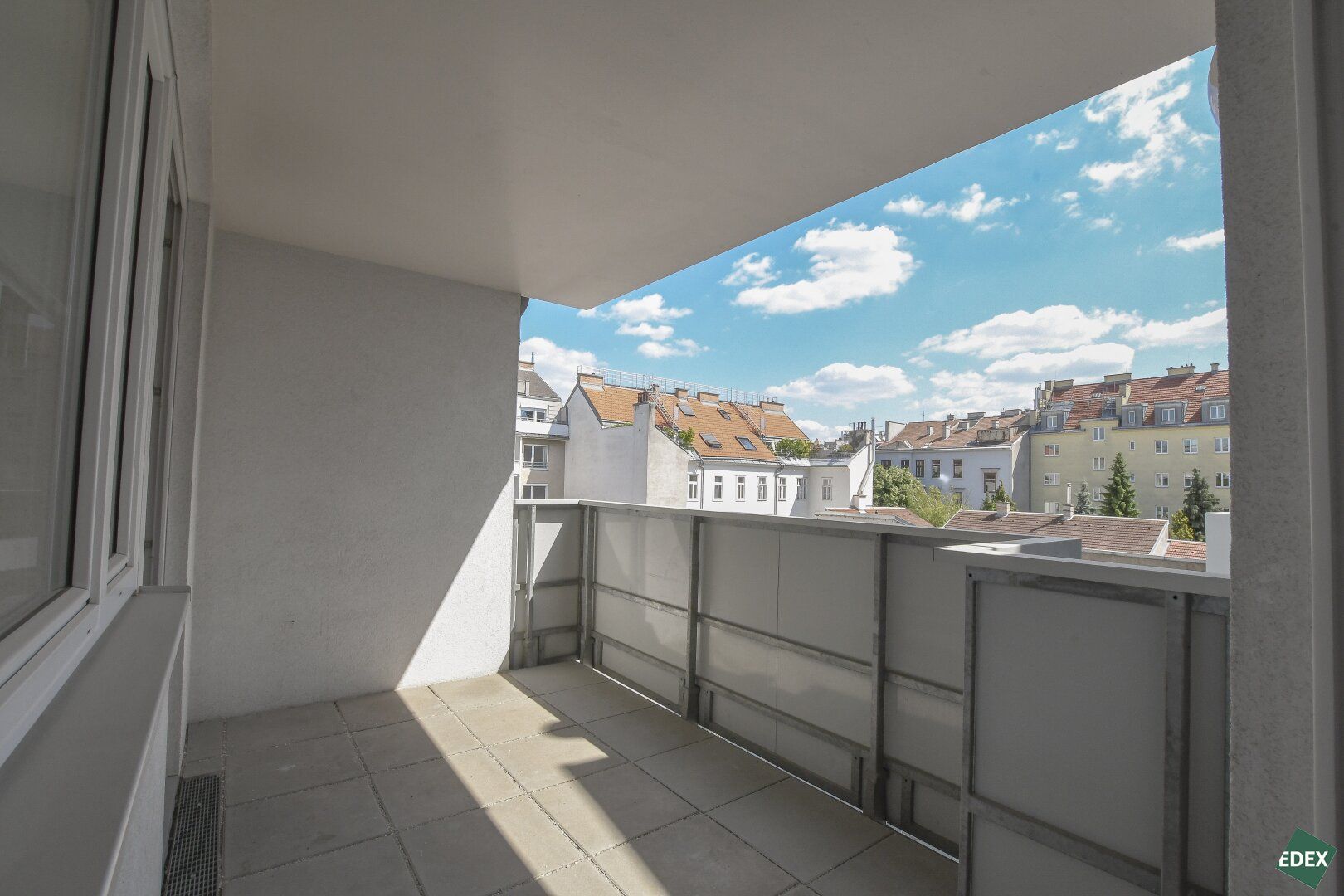 Mitten im 8. Bezirk: Schöner 2 Zimmer-Neubau mit großem Balkon