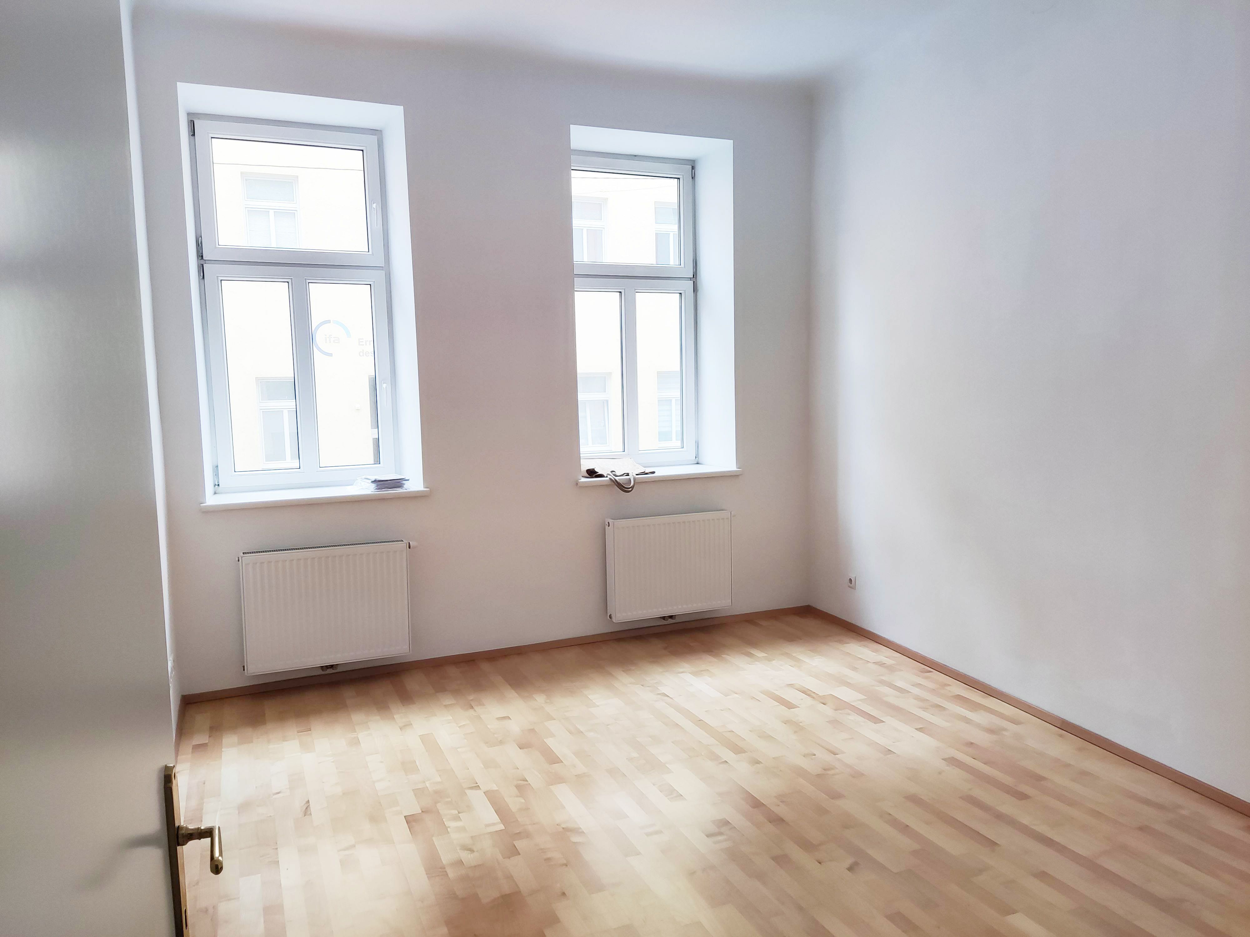 [Privat] Schön renoviert, 2 Zimmer, ruhig, hell, U-Bahn, AKH, MED-Uni