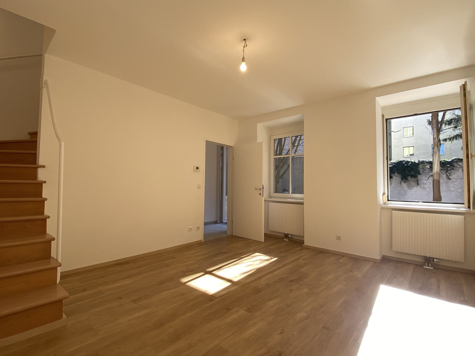 go green | Townhaus in ruhiger Hoflage mit bezaubernden Balkon