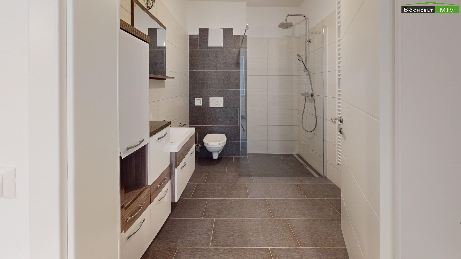 NEUSANIERTE Mietwohnung mit ca. 68,81 m² ++ in unmittelbarer Nähe zum Hauptplatz ++