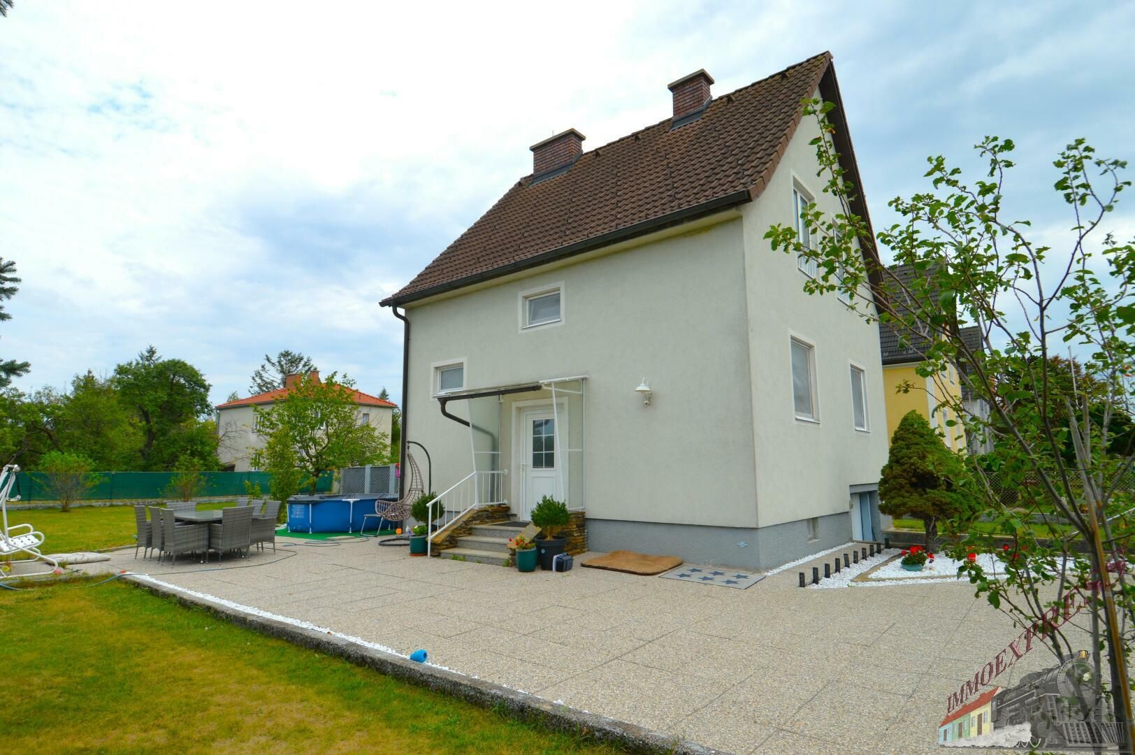 Einfamilienhaus - 5 Zimmer - Garage - 838 m² Grundstück - 2 Bauparzellen