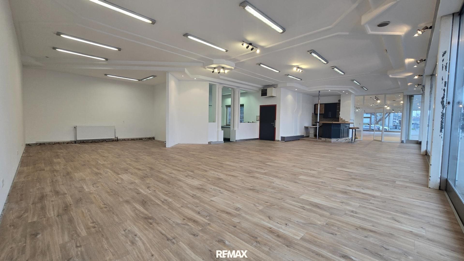 Attraktives Geschäftslokal in bester Auto-Frequenzlage von Leibnitz - 132 m² mit großer Glasfront Top 4 - Ansicht 4