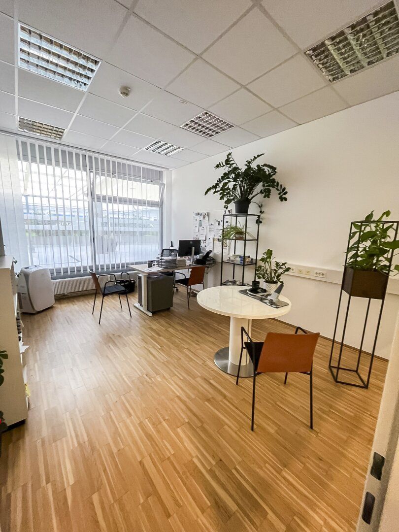 7,1 % Rendite - vermietete Gewerbeeinheit in Wels um € 310.000,- zu verkaufen!